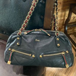 Authentic GUCCI Sherry Leather Chain Shoulder Bag